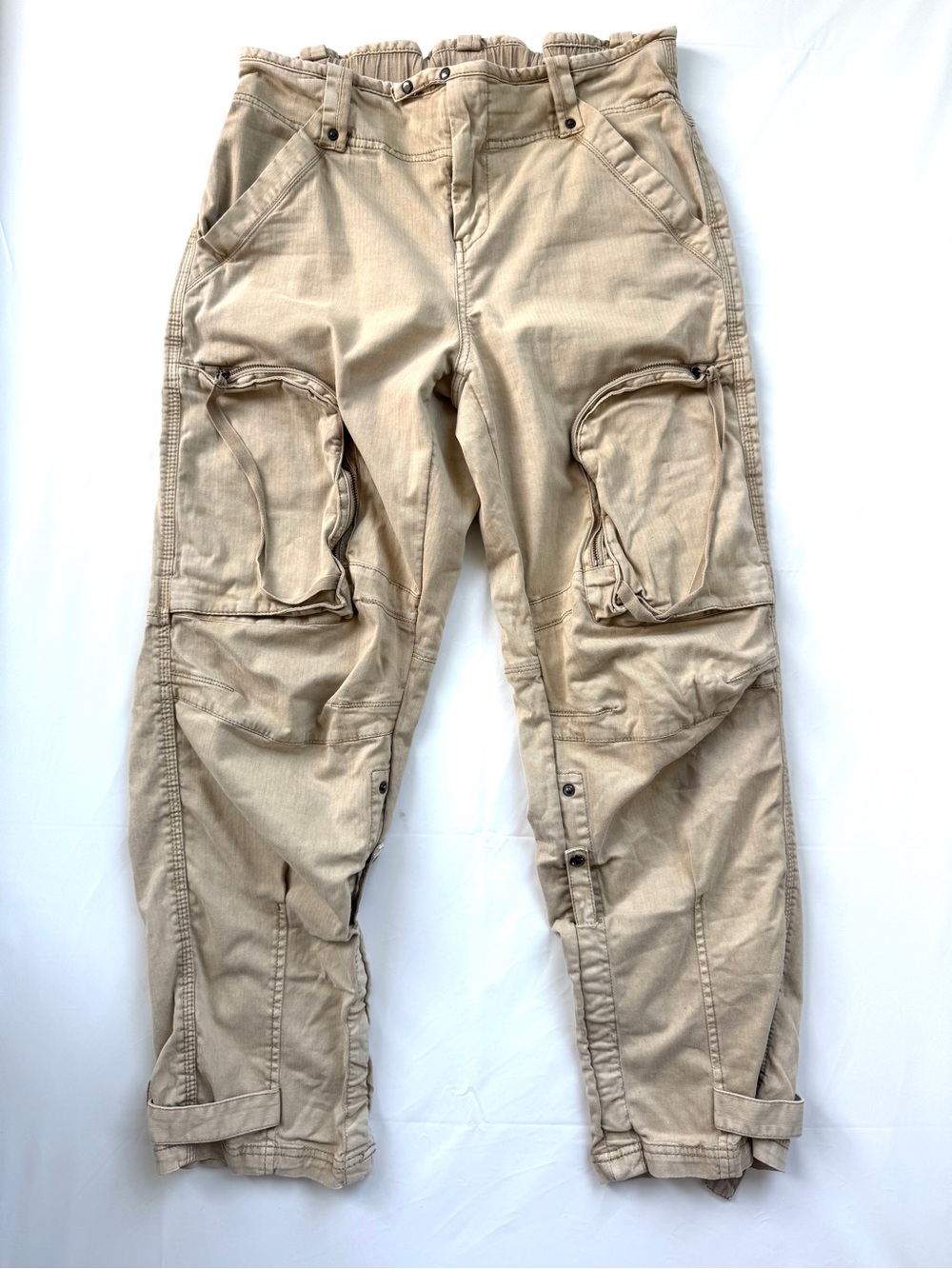 Free People Can’t Compare Slouch Cargo Pants Beige Utility Parachute Size Small